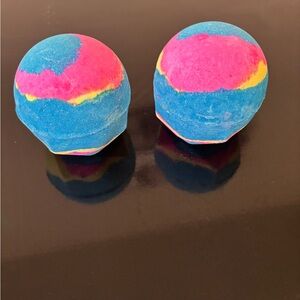 Lush Intergalactic bath bombs (2)